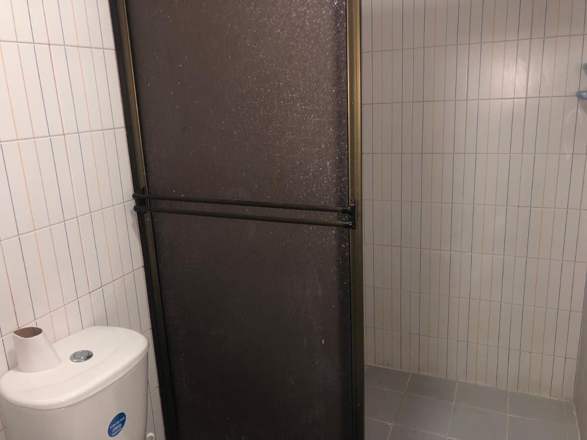 Apartamento Comodo En Laureles, Grande, Centrico ,bien Ubicado Apto203