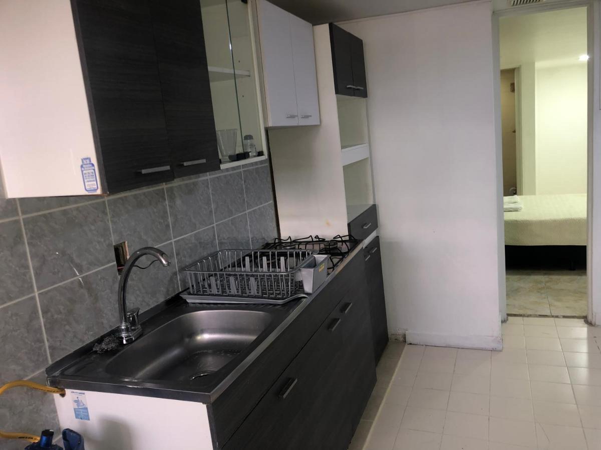 Comodo En Laureles, Grande, Centrico ,bien Ubicado Apto203 Medellín